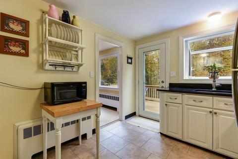 35 Rolling Ln, Needham, MA 02492 photo 11