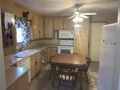 95 Concord St, Fall River, MA 02723 photo 2