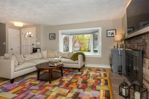 9 Russell St, Canton, MA 02021 photo 3