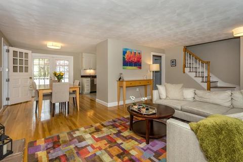9 Russell St, Canton, MA 02021 photo 4