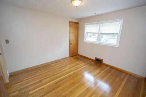 18 Jonquil Dr, Springfield, MA 01119 photo 11