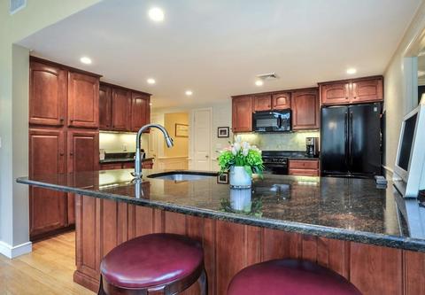 3 Flintlock Cir, Hingham, MA 02043 photo 8