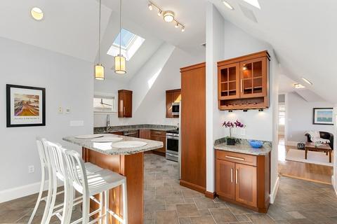 55 High St #3, Everett, MA 02149 photo 4