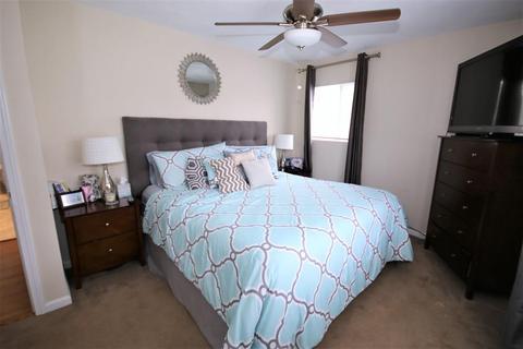 73 Mohawk Trl, Cranston, RI 02921 photo 11
