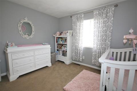 73 Mohawk Trl, Cranston, RI 02921 photo 10