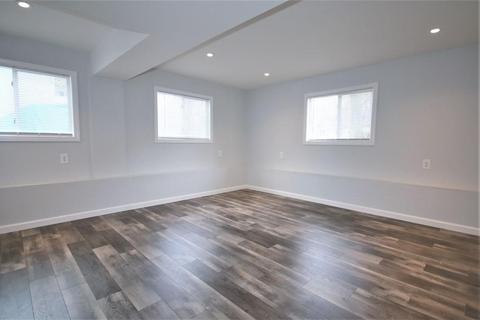 73 Mohawk Trl, Cranston, RI 02921 photo 13