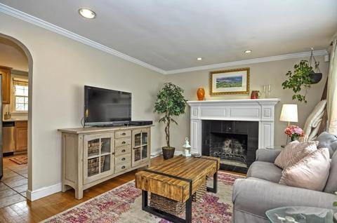 17 Beacon St, Walpole, MA 02081 photo 10