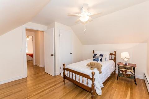 28 Charles St, Dedham, MA 02026 photo 17