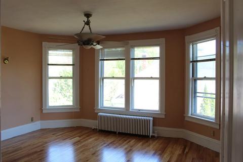 21 Park St, Easthampton, MA 01027 photo 10
