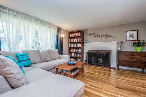 135 High St, Acton, MA 01720 photo 4