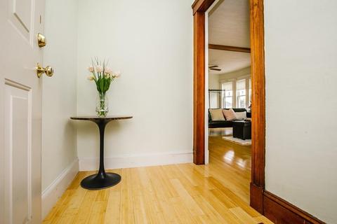 33 Rock Valley Ave, Everett, MA 02149 photo 3