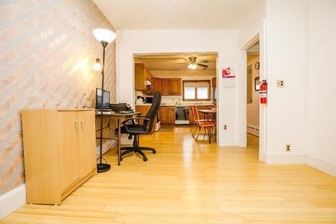 33 Rock Valley Ave, Everett, MA 02149 photo 11