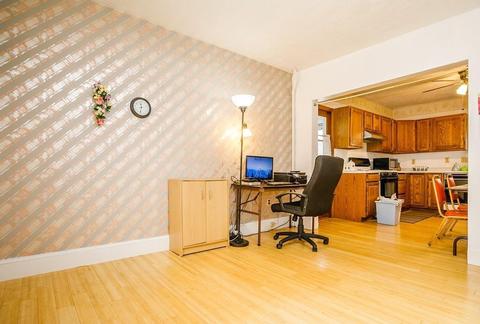 33 Rock Valley Ave, Everett, MA 02149 photo 10