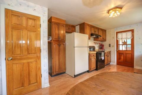 33 Pond St, Franklin, MA 02038 photo 8