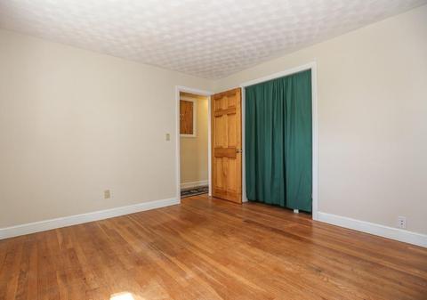 33 Pond St, Franklin, MA 02038 photo 15