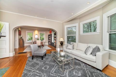 140 Dickerman Rd, Newton, MA 02461 photo 3