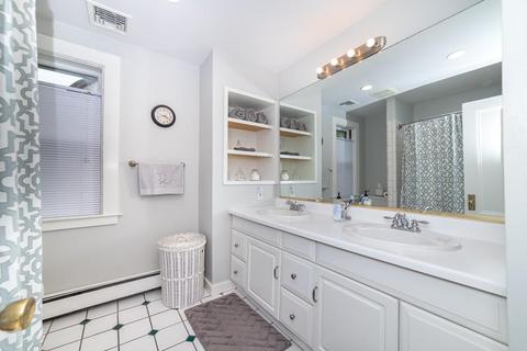 140 Dickerman Rd, Newton, MA 02461 photo 8