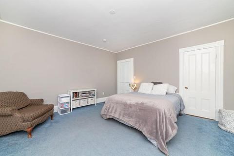 140 Dickerman Rd, Newton, MA 02461 photo 7