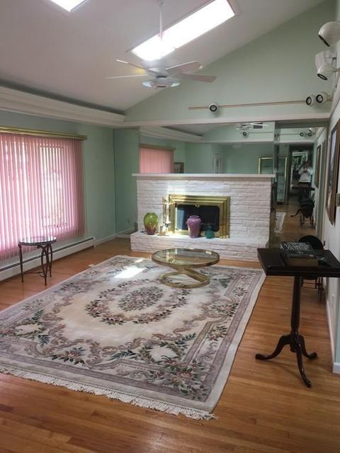 1527 Plumtree Rd, Springfield, MA 01119 photo 3