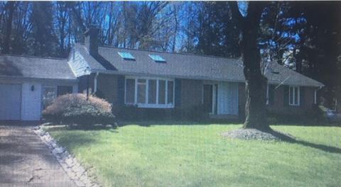 1527 Plumtree Rd, Springfield, MA 01119 photo 1