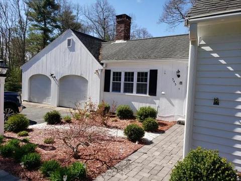 545 Lumbert Mill Rd, Centerville, MA 02632 photo 3