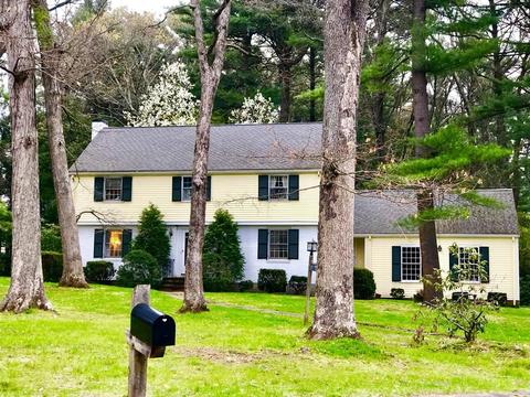 189 Edgewater Dr, Needham, MA 02492 photo 1