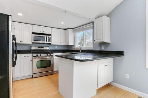 12 Ivy St, Wareham, MA 02571 photo 9