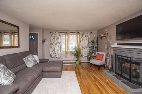 19 Devine Rd, Randolph, MA 02368 photo 4
