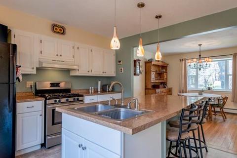 11 Larch Rd, Georgetown, MA 01833 photo 3