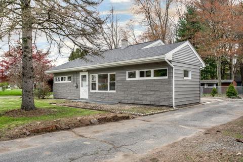 1099 Parker St, Springfield, MA 01129 photo 2