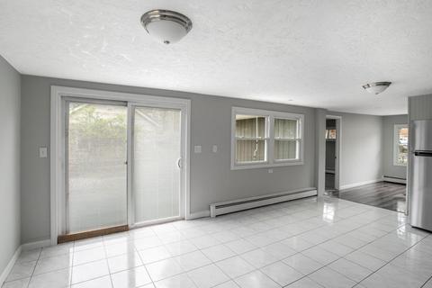 1099 Parker St, Springfield, MA 01129 photo 5