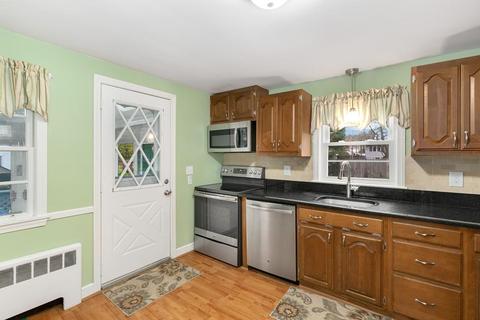 14 Audrea Rd, Framingham, MA 01701 photo 3