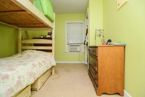 85 Epping St, Lowell, MA 01852 photo 16