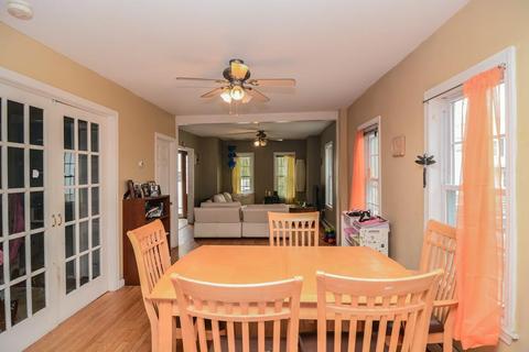 85 Epping St, Lowell, MA 01852 photo 5