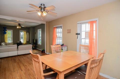 85 Epping St, Lowell, MA 01852 photo 4