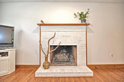 27 Pleasant St, Upton, MA 01568 photo 11