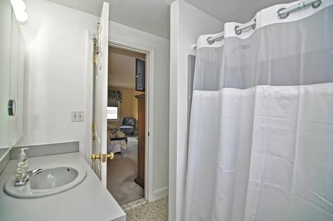 27 Pleasant St, Upton, MA 01568 photo 22