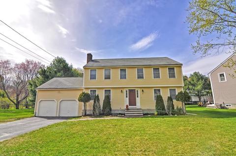 27 Pleasant St, Upton, MA 01568 photo 1