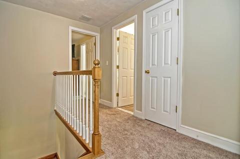 27 Pleasant St, Upton, MA 01568 photo 16