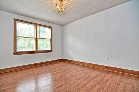 27 Pleasant St, Upton, MA 01568 photo 15