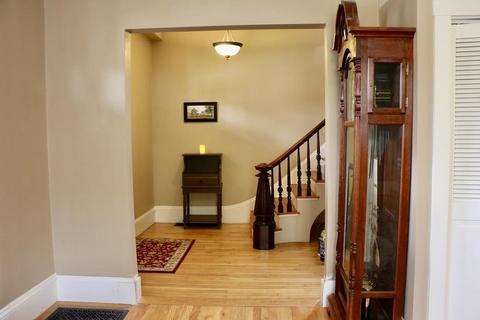 20 Washington St, Reading, MA 01867 photo 8