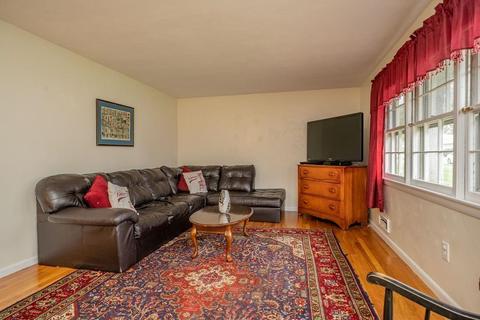 86 Hadley St, Springfield, MA 01118 photo 7
