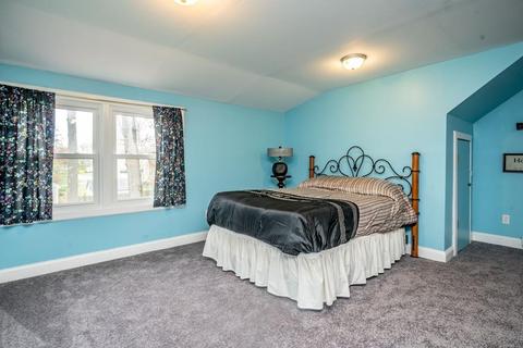 86 Hadley St, Springfield, MA 01118 photo 22