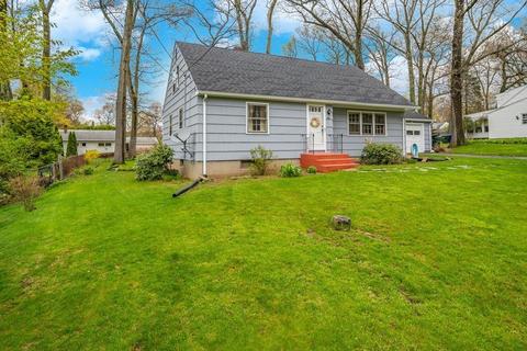 86 Hadley St, Springfield, MA 01118 photo 27