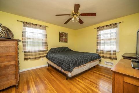 86 Hadley St, Springfield, MA 01118 photo 14