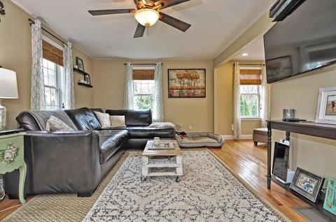 876 Webster St, Hanover, MA 02339 photo 4
