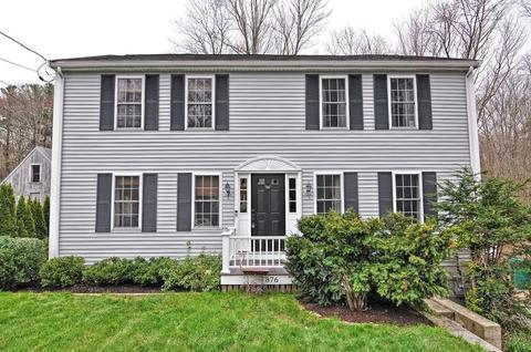 876 Webster St, Hanover, MA 02339 photo 1