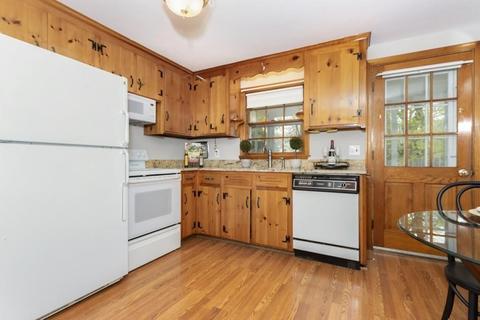 22 Daniel Rd, Wakefield, MA 01880 photo 11