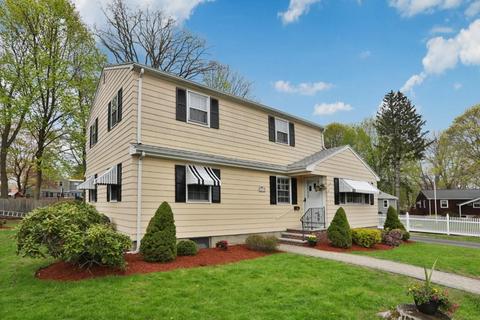 22 Daniel Rd, Wakefield, MA 01880 photo 1