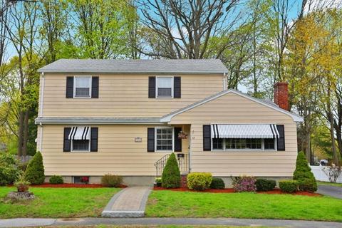 22 Daniel Rd, Wakefield, MA 01880 photo 2